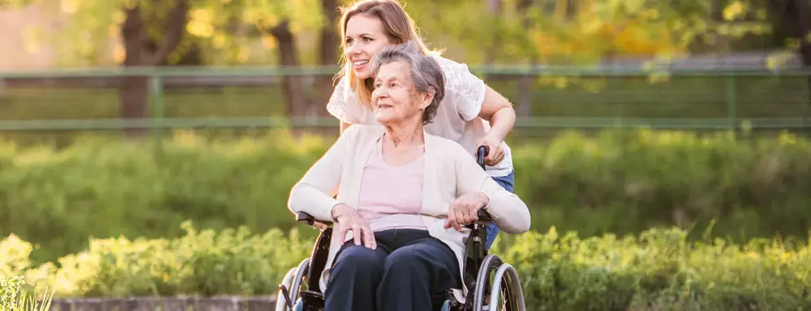 7 Key Differences Between Memory Care and Assisted Living	